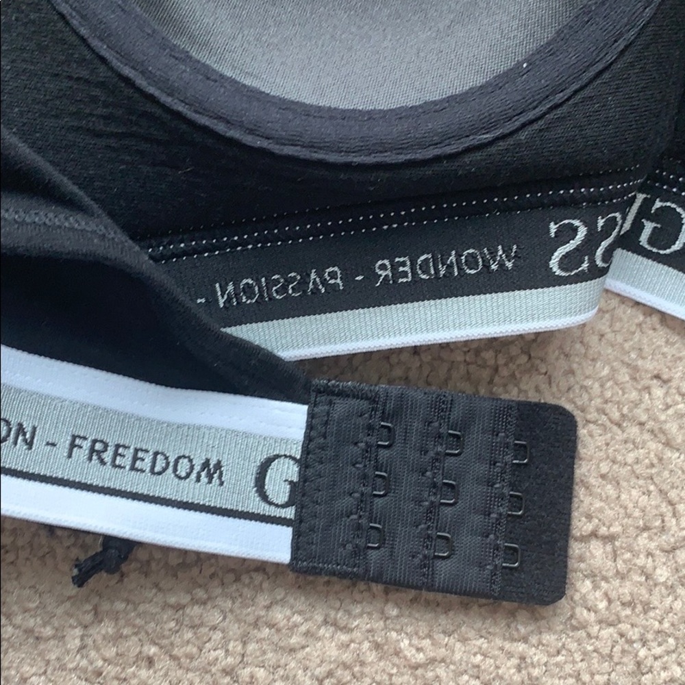 Guess Bra - Picture 5 of 5